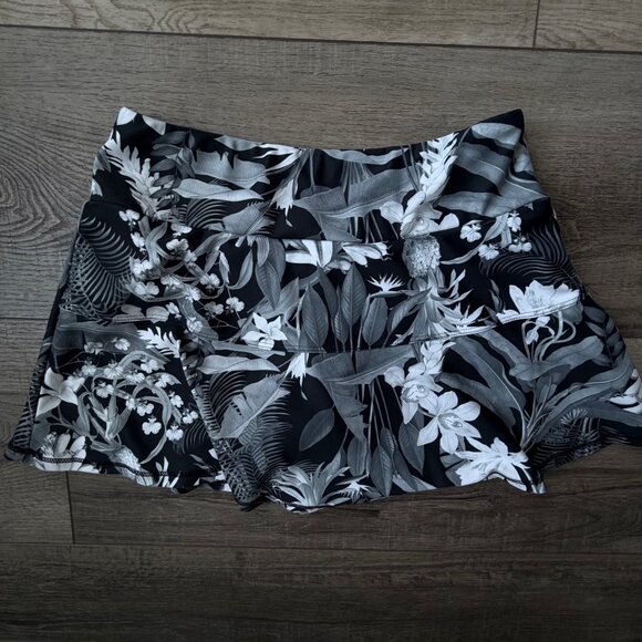 Queen of the Court Skort Tennis Pickleball Sporty Stretchy Gym Athletic Workout - Picture 1 of 5